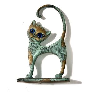 Vintage Bronze Cat Ring Holder